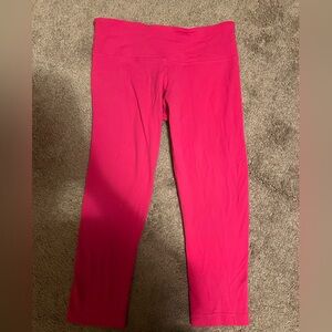 Lululemon capris size 4